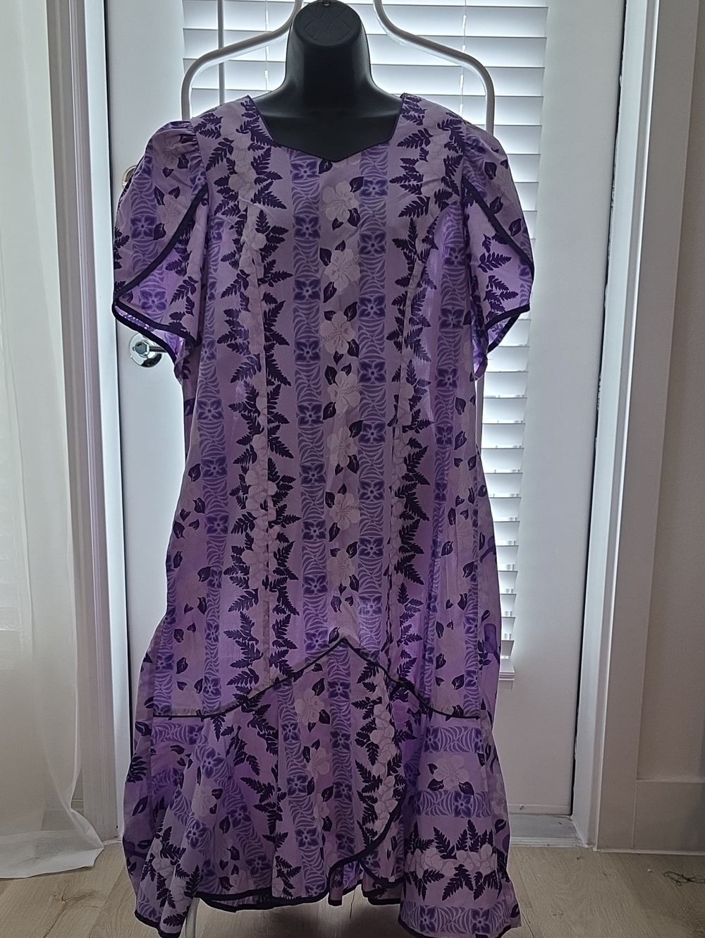 Vintage Shannon Marie Purple Hibiscus Hawaiian Muumuu Dress
